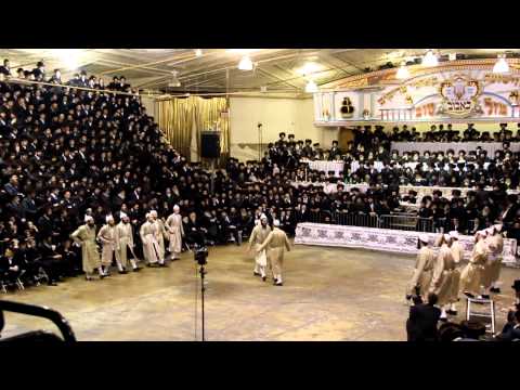 Yerushalmi Tantz At The Bobov Wedding 2 7 2012