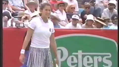 Monica Seles vs Brenda Schultz-McCarthy 1996 Sydne...