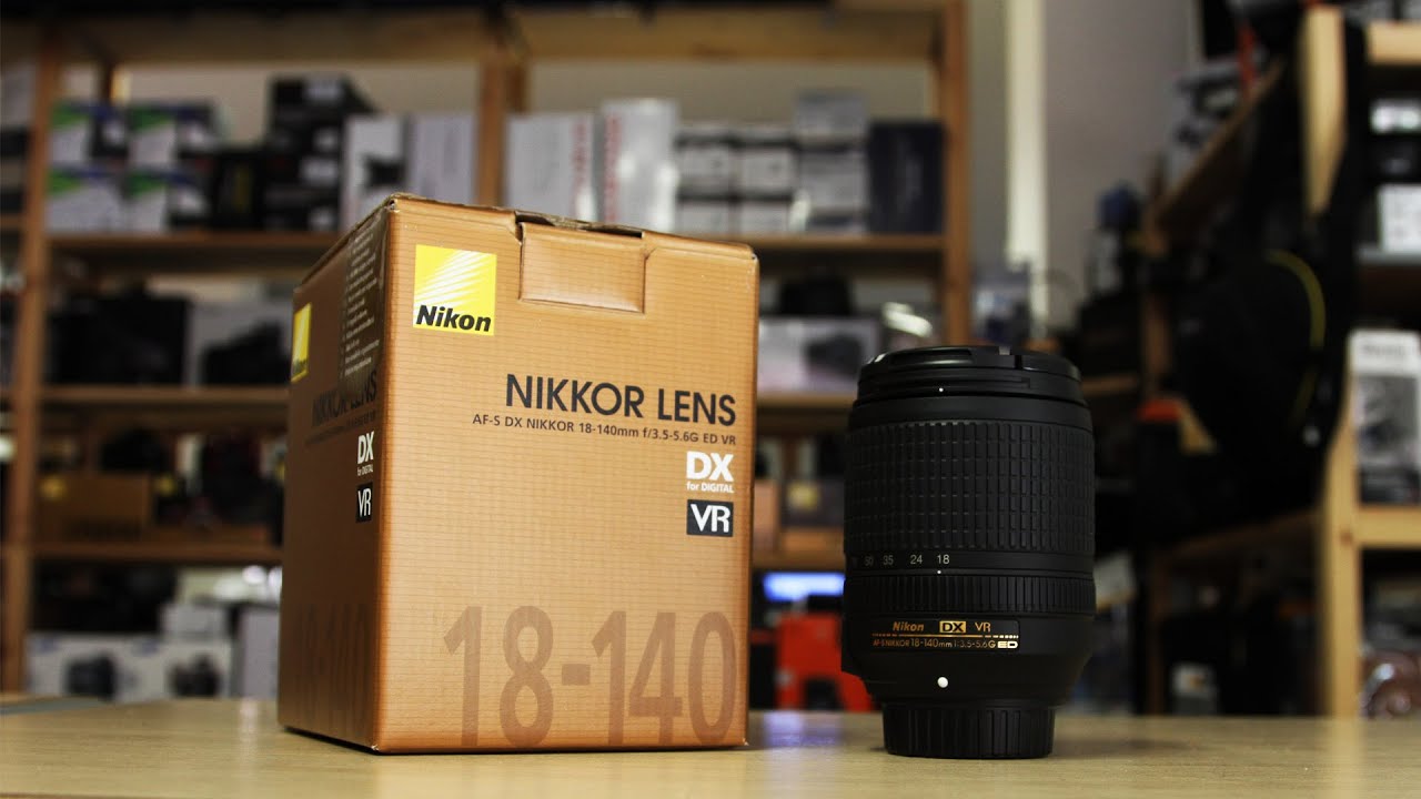 Nikon 18-140mm DX f/3,5-5,6 VR