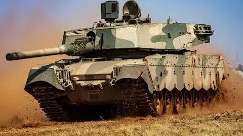 Watch SANDF Mabena tries to drive over other soldiers in training with a tank.