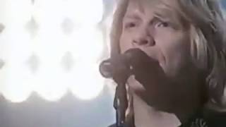 Bon Jovi - The Distance (Live 2003)