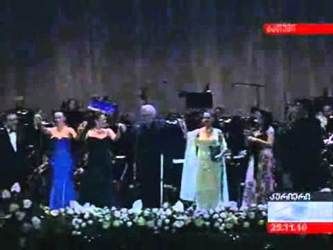 Placido Domingo - Megrlian Folk Song \'ვა გიჸორქო მა\' (Don't you love me?)