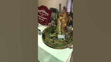 Short video of a tiny Z-scale layout.