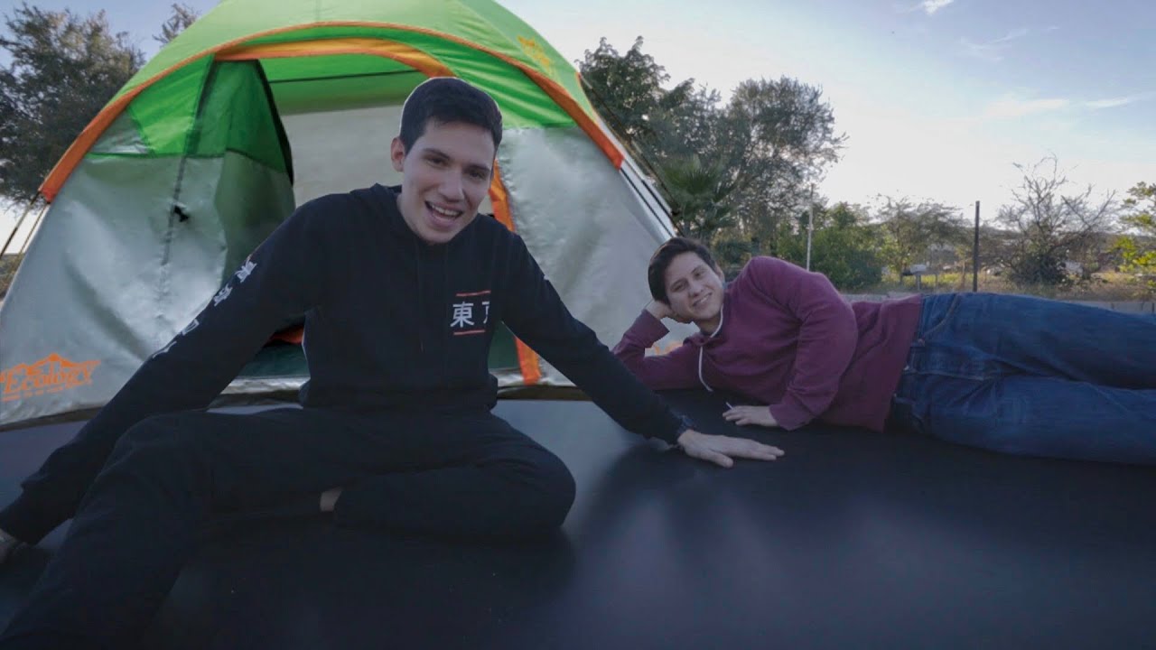 ⛺️ Acampando en un TRAMPOLIN