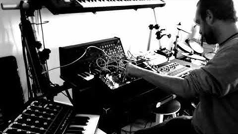 Modular stuff / malekko varigate seq/ cavisynth odlpg /dreadbox hysteria vco