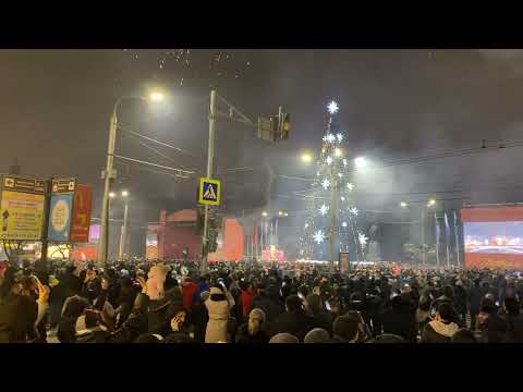Video: Udalosti na Nový rok 2022 v Rostove na Done