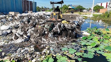 Amazing Start New Actions! Clearing Garbage Dump and Delete Trash Into Water By Skills Dozer Pushing