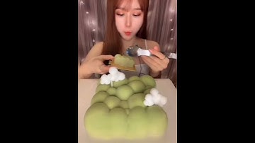 Thumbnail of Mousse Cake Eating Mukbang