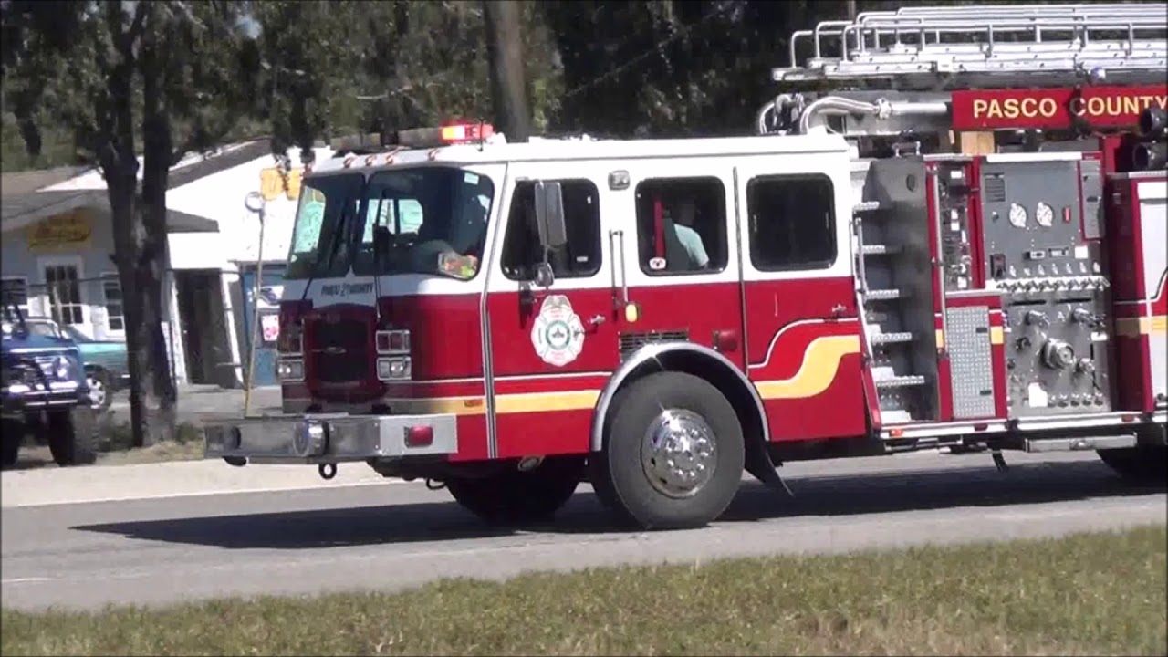 Fire Truck Passing Fast With Siren | Free Sound Effects | City Sounds ... Fire Truck Siren