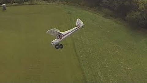 MultiPlex Fun Cub - Air to Air Video