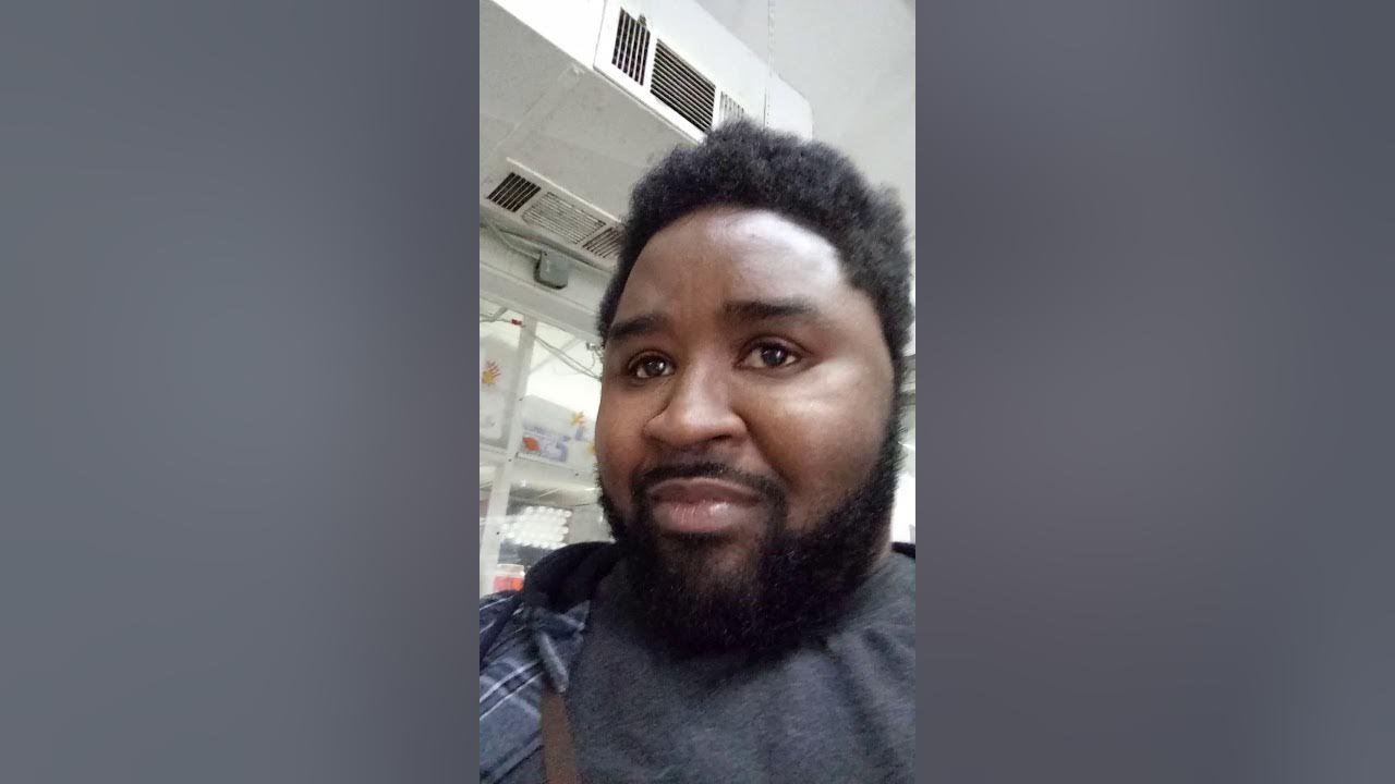 Why do I smell like cabbage in here YouTube