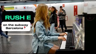 Piano Girl plays RUSH E in the Barcelona subway 🤯