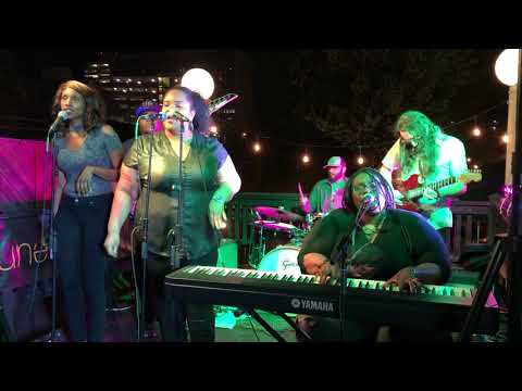 Candi & The Muthaload Live at SXSW 2019 Unofficial Rooftop Showcase