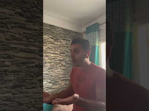 حبابة الحمراء ولا زرقاء