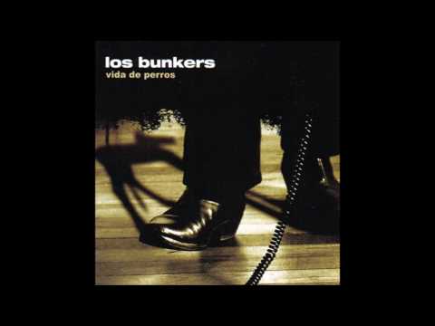 Los Bunkers - 03 - Llueve Sobre la Ciudad (Vida de Perros, 2005) - HQ