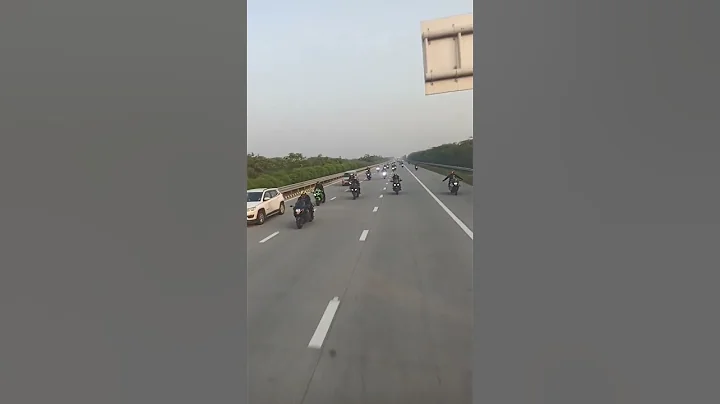 Premium Bikes on Yamuna expressway highway greater Noida #bike #shorts #ytshorts #5k_subscriber 🙏🏻🙏🏻 - DayDayNews