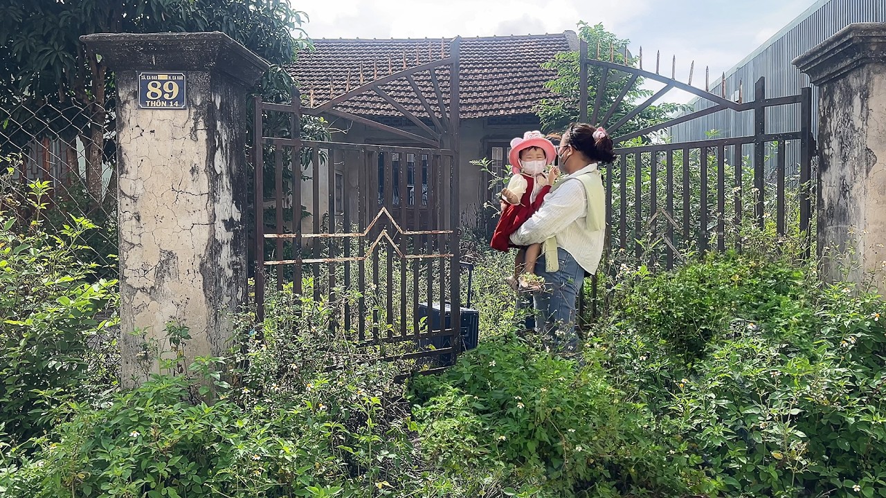 Одинокая мама купила этот дом всего за 2500 долларов, но после уборки все были УДИВЛЕНЫ