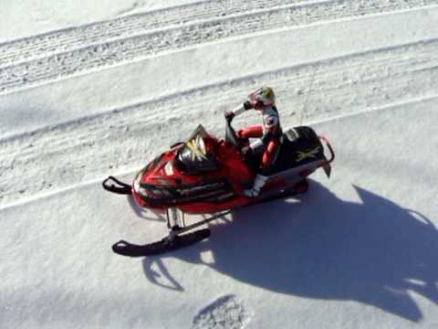 nitro rc snowmobile