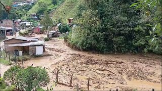 Cien personas afectadas tras avalancha en Montebello - Teleantioquia Noticias