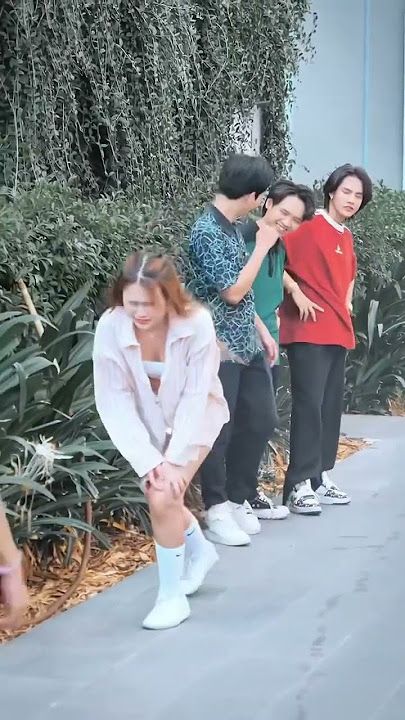 https://youtube.com/shorts/WGyMVnqDhQ8?si=xaYC3nJ22EGHDtlx