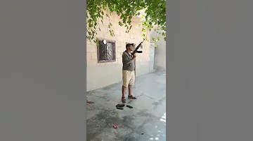 صوت خرافي رمي رشاش كلاشنكوف 