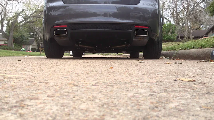 G8 GT ARH with Hooker Maxlfow  (cold start)