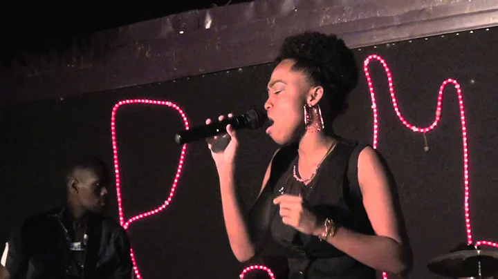 He Loves Me/Cater to You Medley - Suzanne Taylor (...