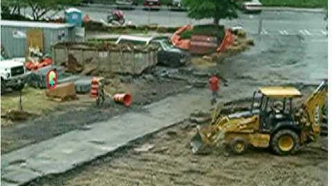 Tracking in occlusion and background clutter