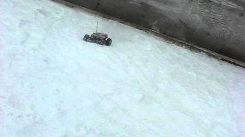 traxxas rustler winter bash treding deep snow