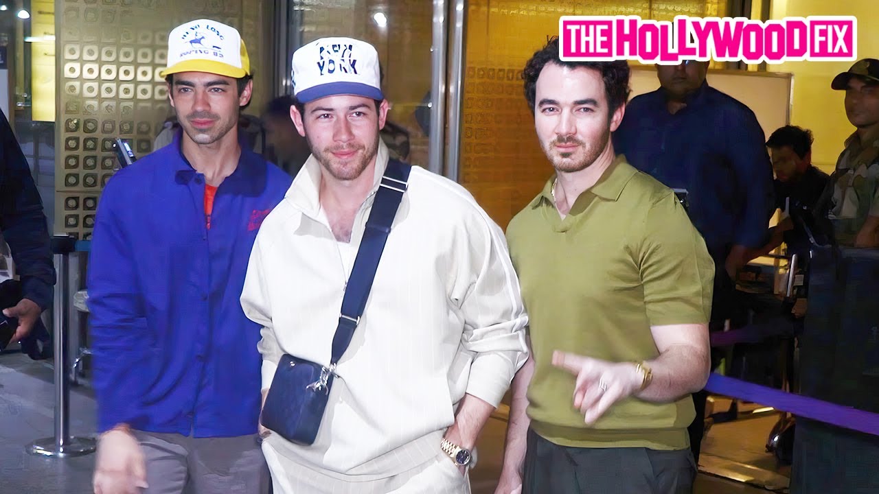 Jonas Brothers Mobbed by Fans and Paparazzi at Mumbai Airport