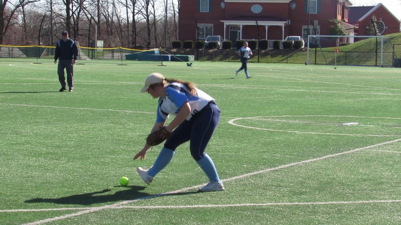 Maenner Reaches On Error Spalding Mount De Sales Softball 04 03 19 maenner-reaches-on-error-spalding-mount-de-sales-softball-04-03-19