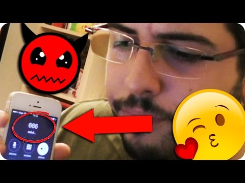 EMOJI FLIP CHALLENGE | HOLA #1