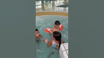 لما البنات والصبيان بتحد بعض Like اكسبلور 
