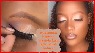 #kopezabandia#kubandikakope#simplemakeup KWA NJIA HII RAHISI KABISA UTAWEZA KUBANDIKA KOPE ZA MKANDA