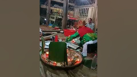 Lễ chia của trong đám  ma  của người  Tày