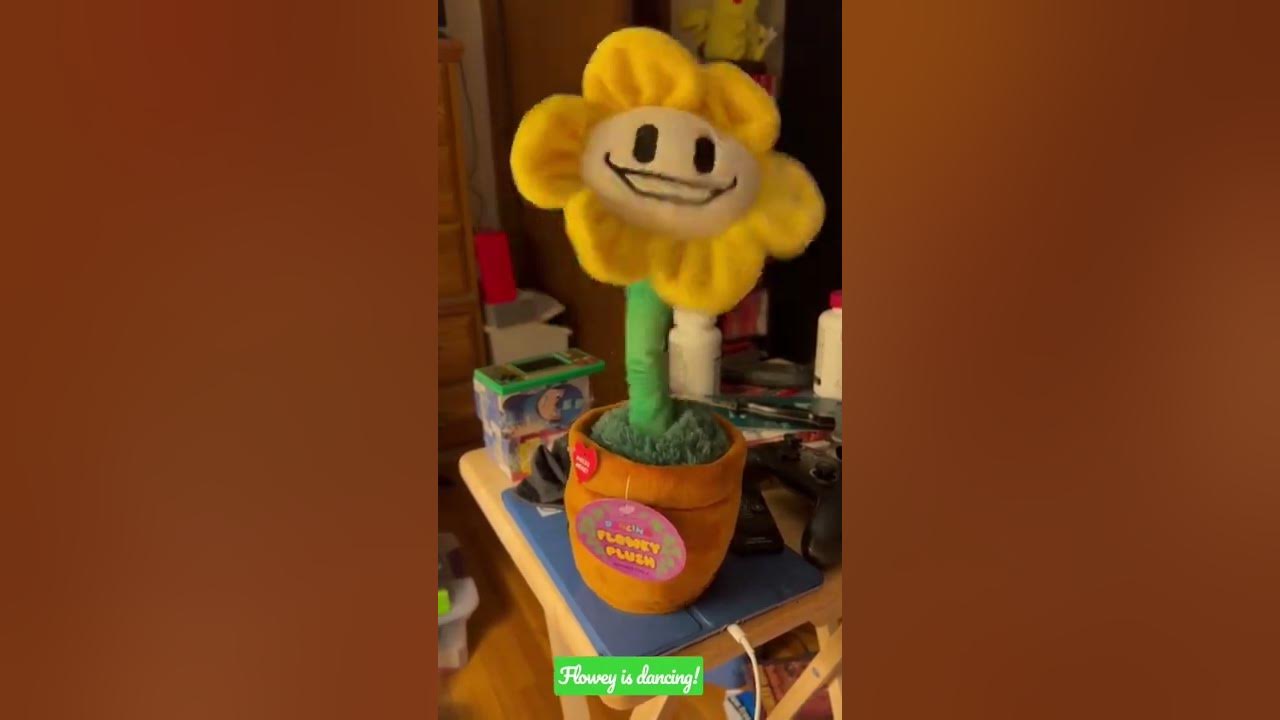 UNDERTALE - Dancing Flowey Plush - Fangamer