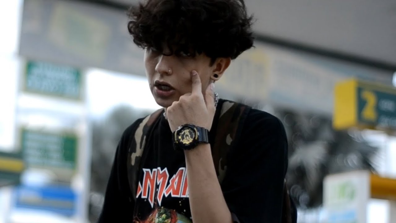 Artist gallery video 18