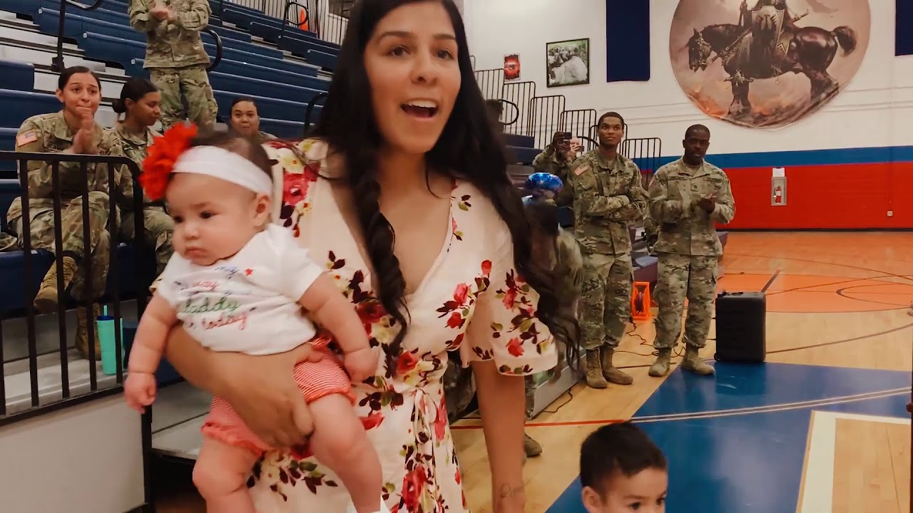 Heart Warming Military Homecoming | Garcia Family | Fort Hood TX|