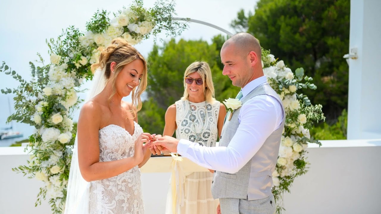 Elixir Ibiza Wedding  Kelly & Andrew |  Wedding Photographer Ibiza | Hybrid Wedding Photography.