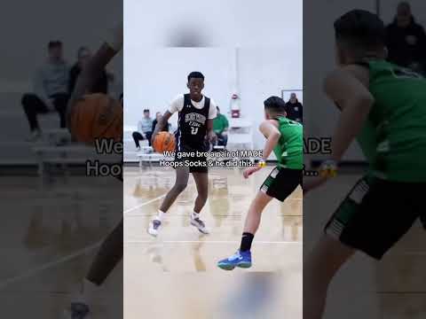 It gotta be the socks … 🤷‍♂️ #basketball #viralvideo #omg