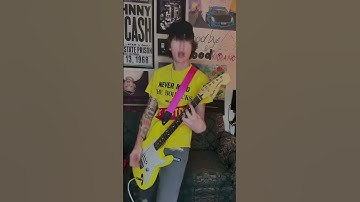 First Date ~ blink-182 (guitar cover) #blink182 #blink182cover #guitarcover #tomdelonge #poppunk