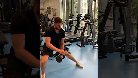 Dumbbell Lateral Lunge