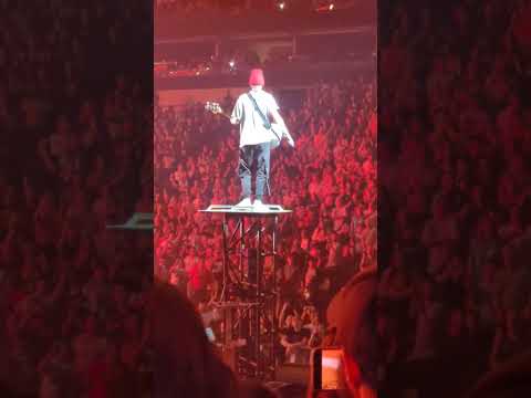 twenty one pilots