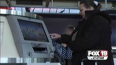 Dave Hatter on Fox 19 (WXIX) discussing online travel planning savings - 100304