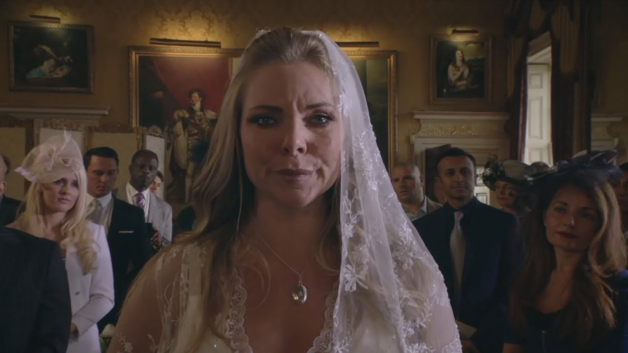 ronnie-walks-away-from-jack-at-the-wedding-alter-eastenders-1st