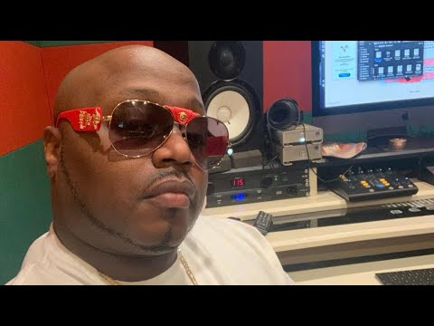 Tyrone Lowe Interviews Rapper Distruck On The Legends