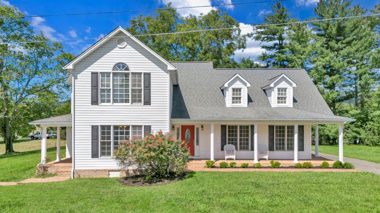 6510 Brookfield Rd, Roanoke, VA