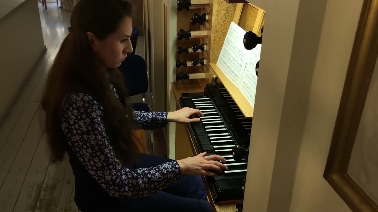 J. S. Bach (1685-1750) Prelude and fuge C-dur BWV 545