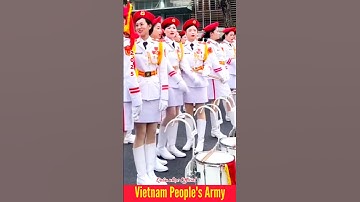 Khối nữ quân nhân xinh đẹp - Khối Nữ Quân Nhạc xinh xắn biểu diễn diễu hành Đường Phố TP Hồ Chí Minh