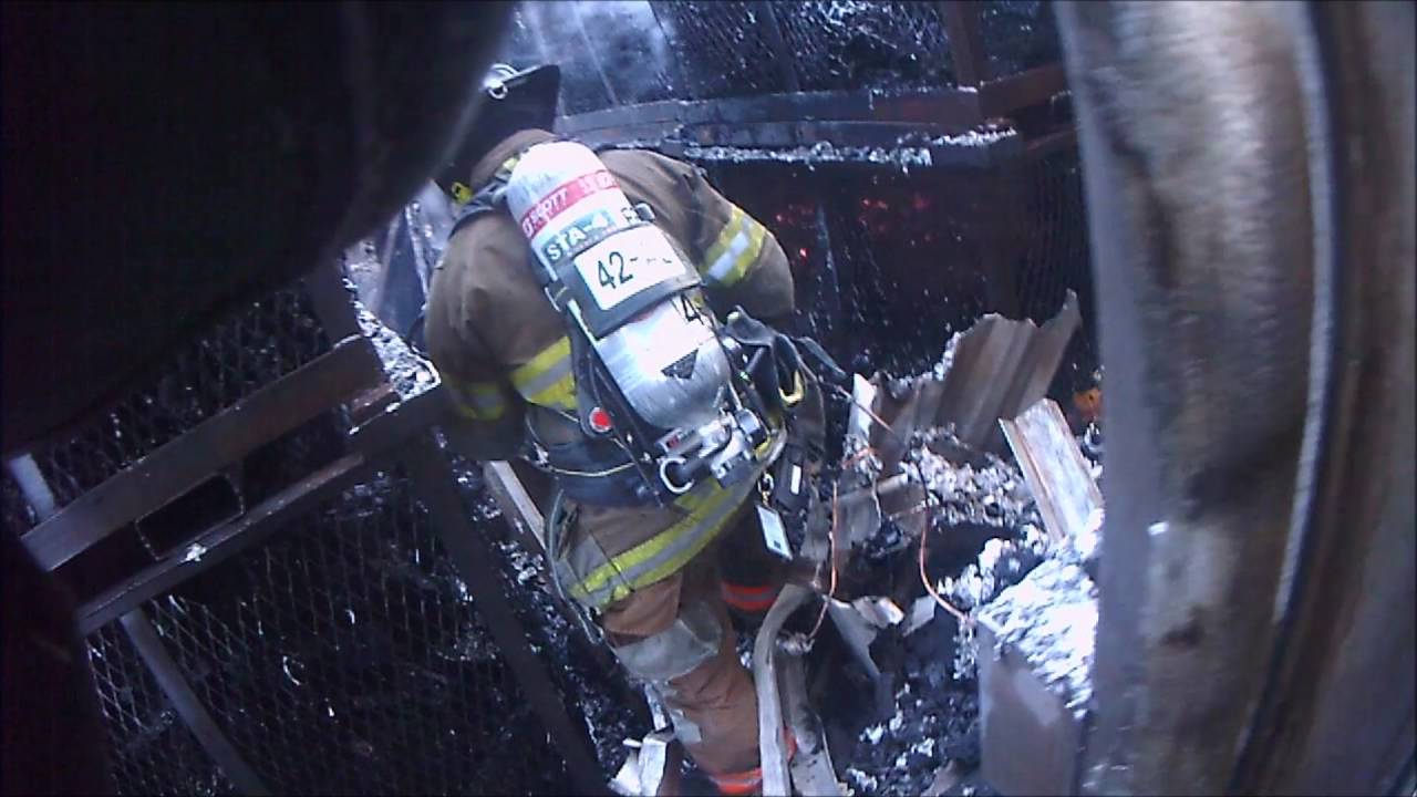 HELMET CAM - 3rd Alarm Lumber Yard Fire - Franklins Truck 42